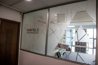 graphic sign vinyl window graphics